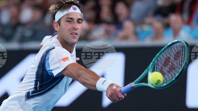 Трима аржентинци на полуфиналите на турнира по тенис на червени кортове в Буенос Айрес