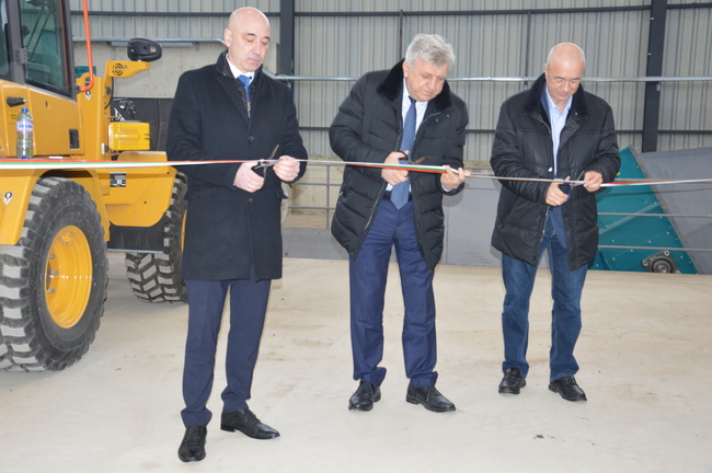 Площадка за предварително третиране на отпадъци заработи на депото до община Созопол