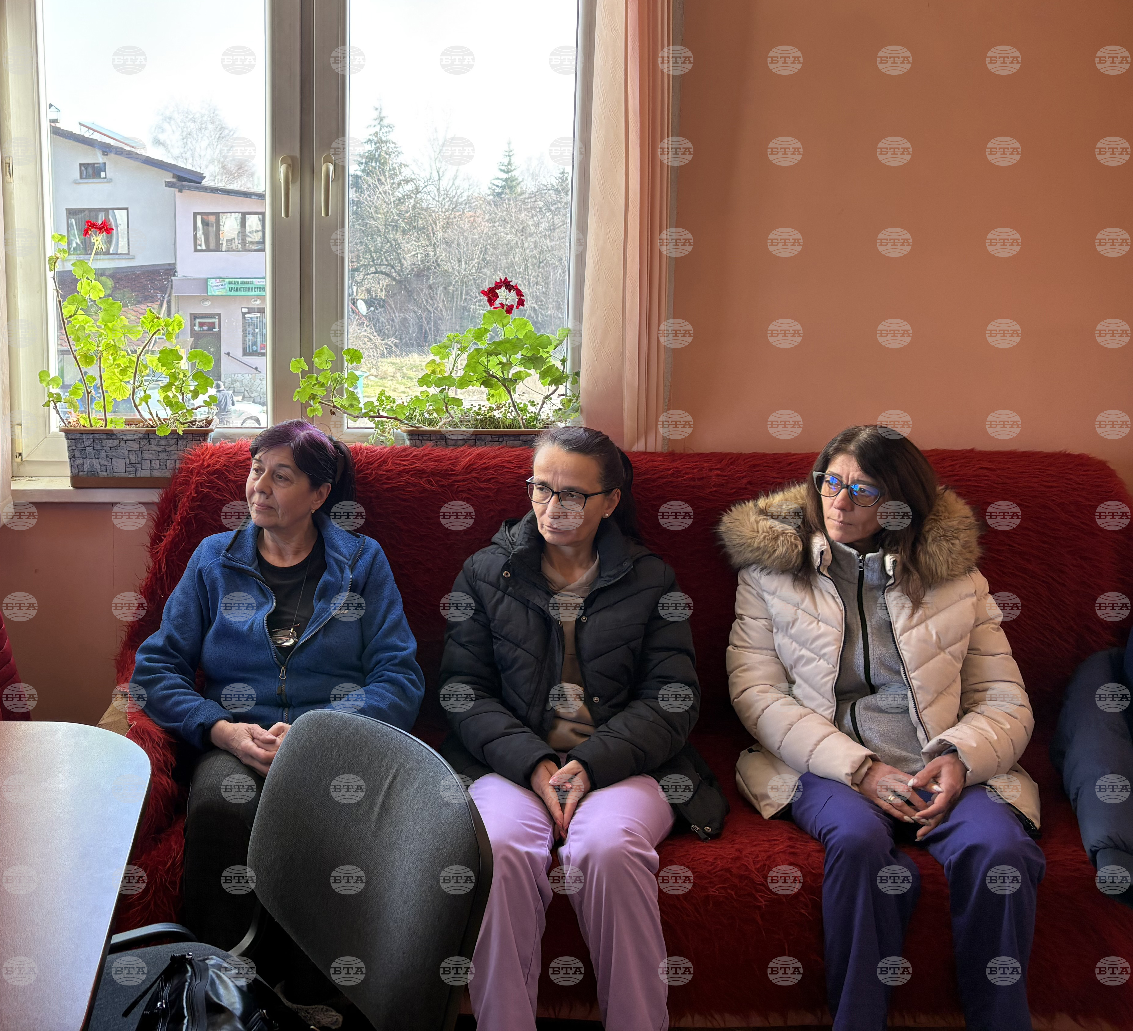 Село Белчин - полиция - жители - среща