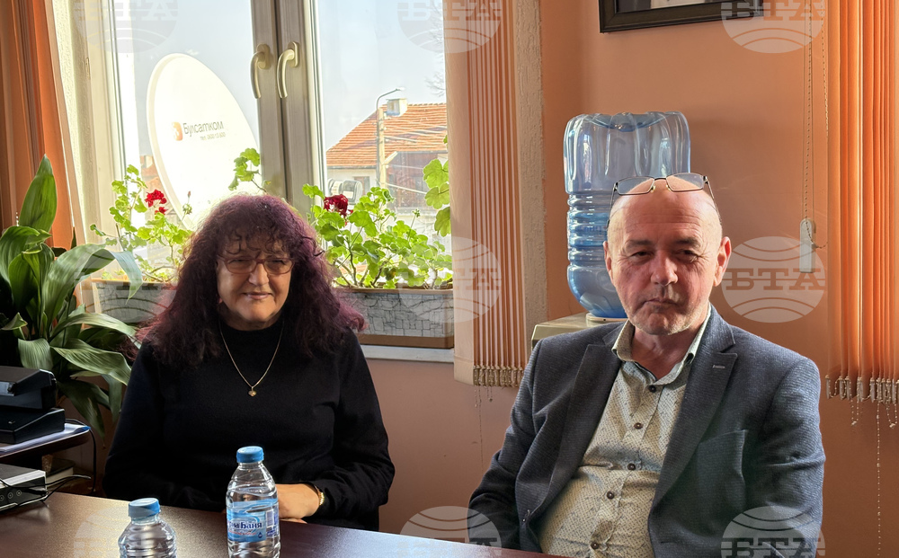 Село Белчин - полиция - жители - среща