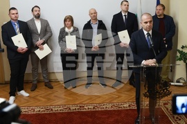 Министерство на транспорта и съобщенията - зарядни центрове - договор