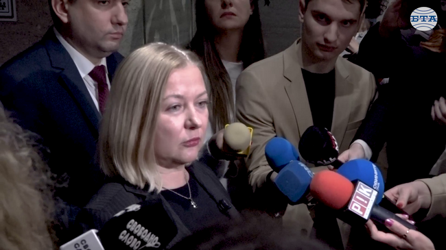 „Демократична България“ настоява ратификацията на документа за присъединяване към Съвета за мир да не се разглежда от НС преди да се произнесе Конституционният съд