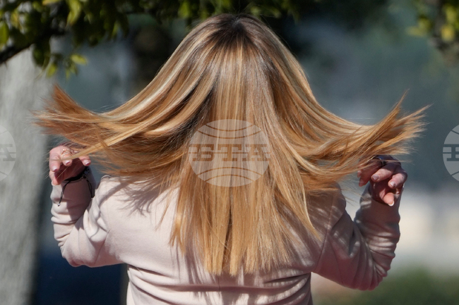 Пуловер от човешка коса - нов начин за природосъобразен начин на живот