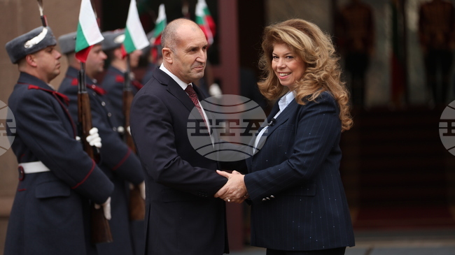 Продължавам и занапред да работя със същата сила, кураж и разум, каза Илияна Йотова и благодари на Румен Радев за съвместната работа 