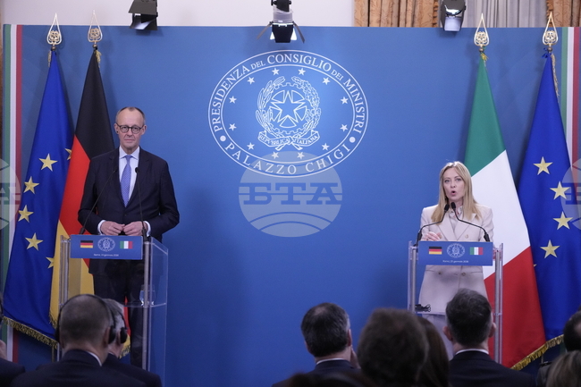 Европа трябва и ще направи повече за сигурността на Арктика, каза германският канцлер Фридрих Мерц