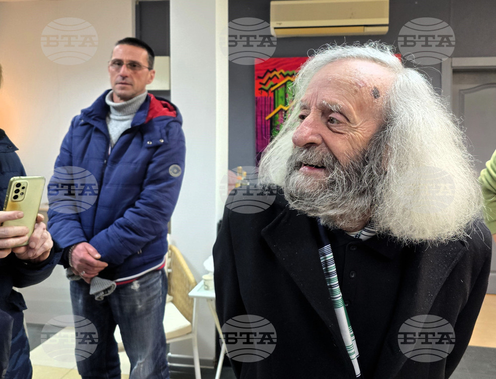 Сливен - Велин Динев - изложба „Ритми на цветовете“