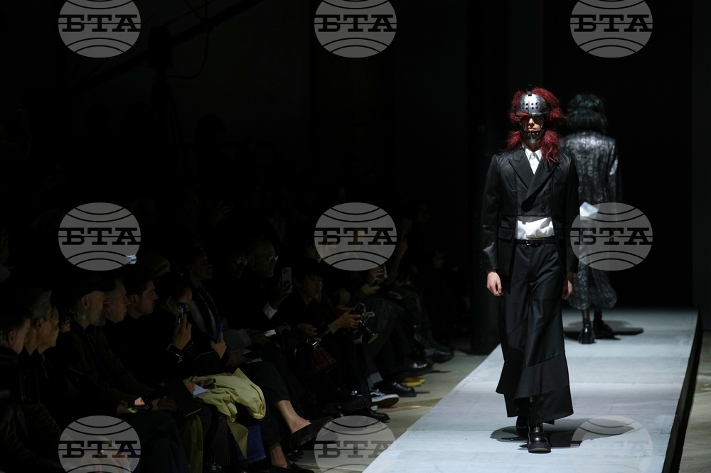 France Fashion Comme des Garcons F/W 26/27