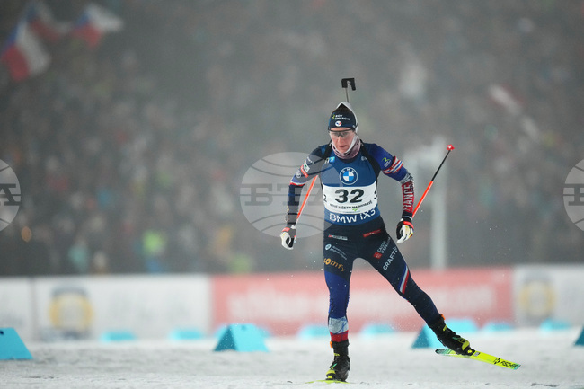 Французойката Жюстин Бреза-Буше триумфира в съкратената индивидуална дисциплина от Световната купа по биатлон в Нове Место