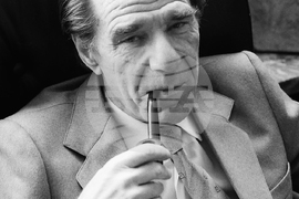 Добри Жотев - писател, поет и драматург