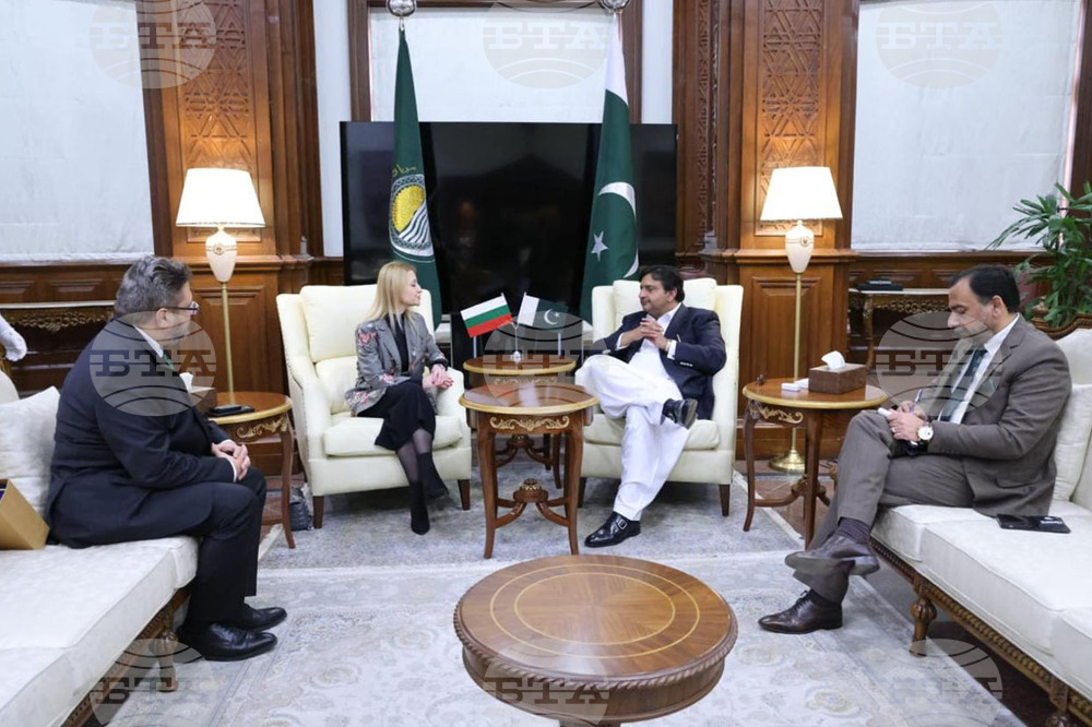 Пакистан - Лахор - Кирил Вълчев - Малик Мухамад Ахмад Хан - Ирена Ганчева - среща