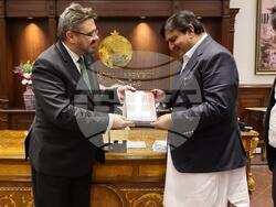 Пакистан - Лахор - Кирил Вълчев - Малик Мухамад Ахмад Хан - среща