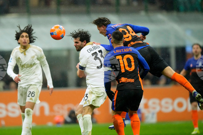 Лидерът Интер (Милано) вкара шест гола на Пиза в първия мач от кръга в италианското първенство, Росен Божинов остана на пейката за гостите