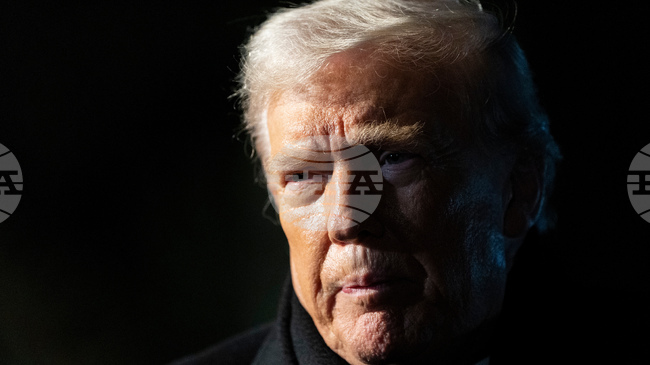 Тръмп упрекна губернатора на щата Минесота и кмета на Минеаполис, че подбуждат към бунт, след като мъж бе застрелян от федерални агенти