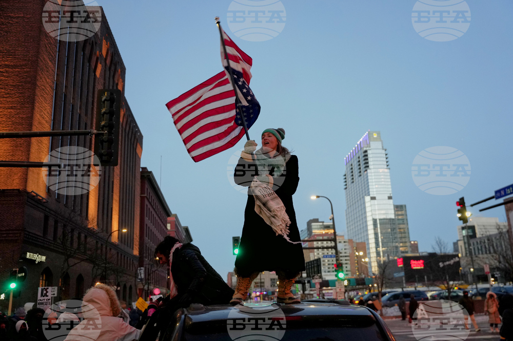 Двама агенти са стреляли по Алекс Прети в Минеаполис, сочат предварителни резултати от разследването, изпратени до членове на Конгреса на САЩ