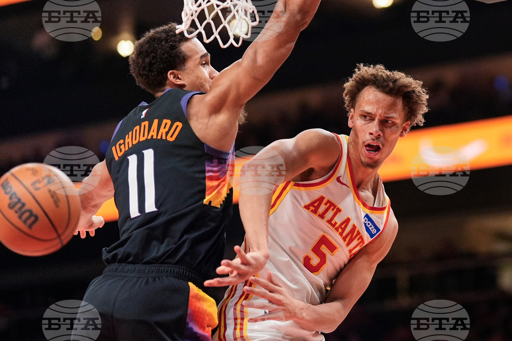 Suns Hawks Basketball