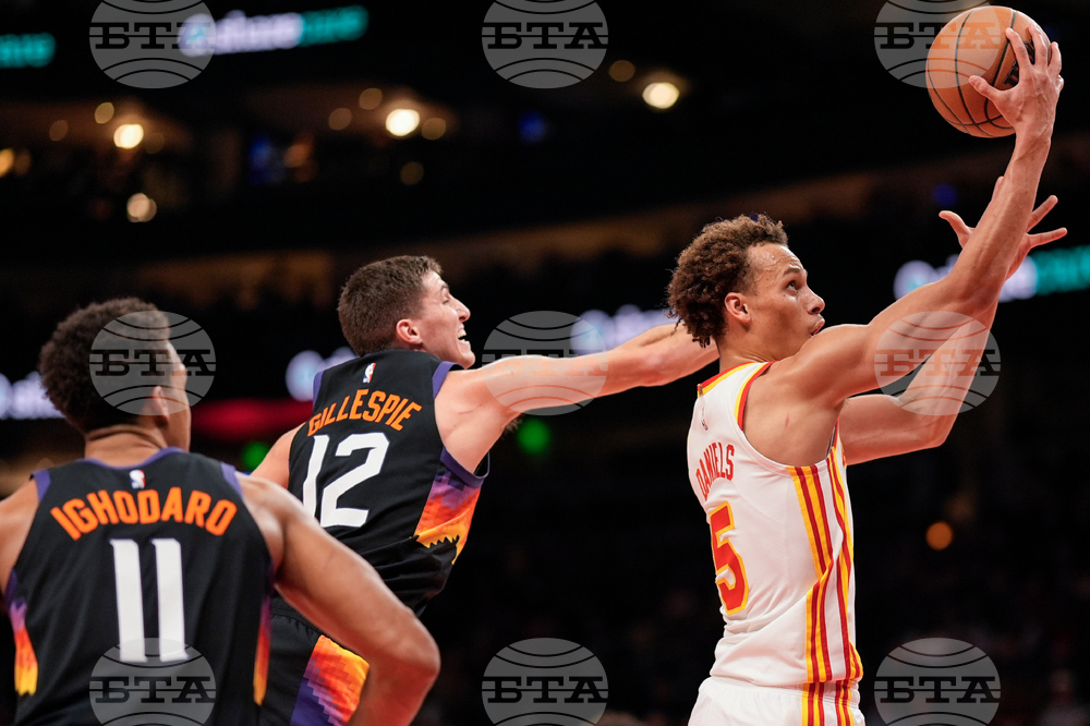 Suns Hawks Basketball