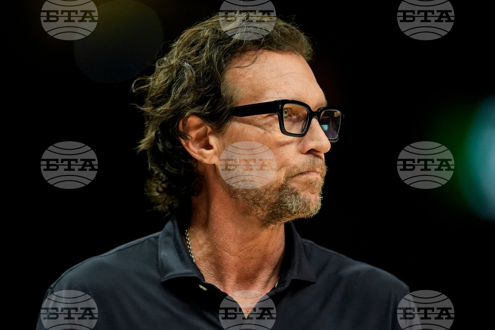 Suns Hawks Basketball