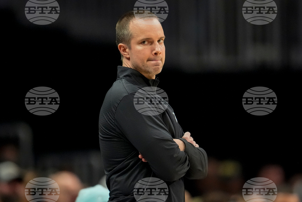 Suns Hawks Basketball