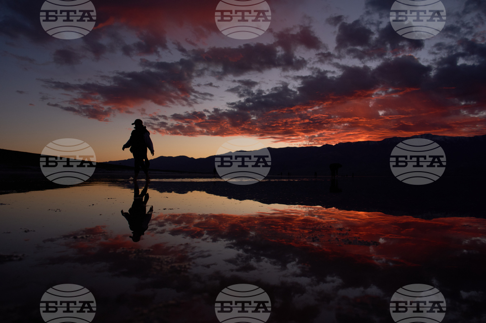 APTOPIX California Daily Life