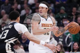 Thunder Bucks Basketball