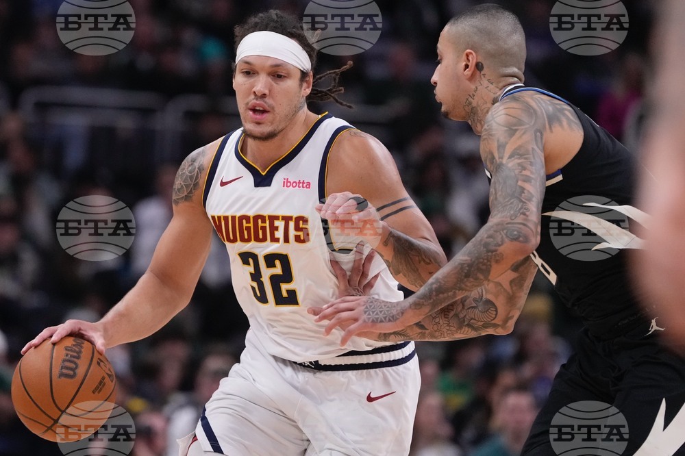 Nuggets Bucks Basketball