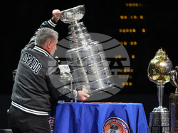 Flyers Avalanche Hockey