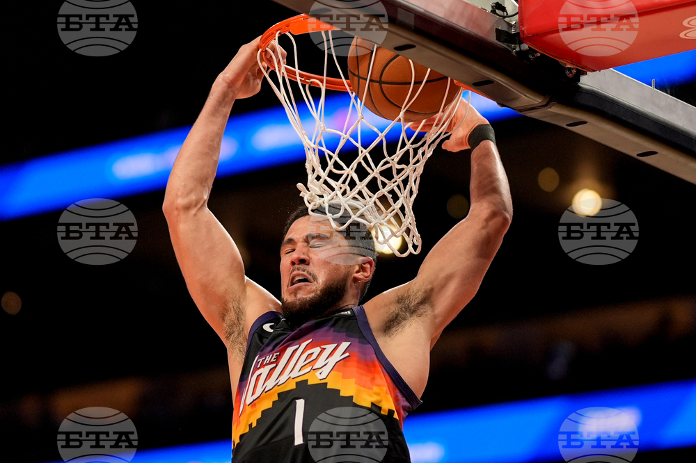 Suns Hawks Basketball