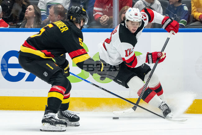 Devils Canucks Hockey