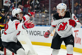 Devils Canucks Hockey