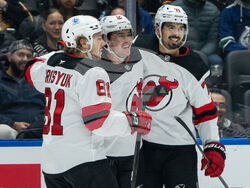 Devils Canucks Hockey