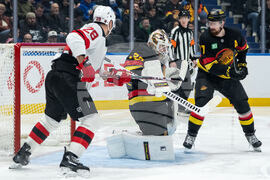 Devils Canucks Hockey