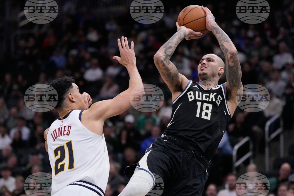 Nuggets Bucks Basketball