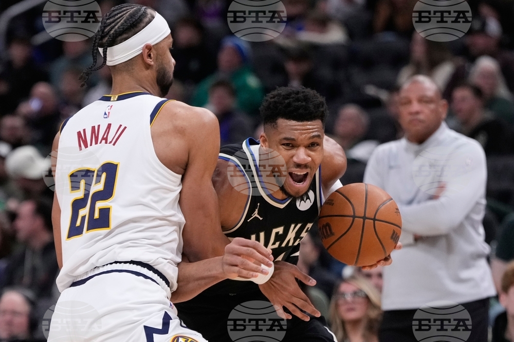 Nuggets Bucks Basketball