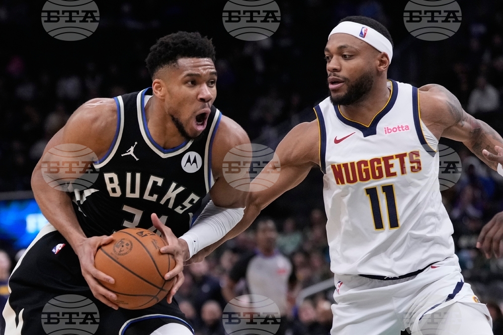 Nuggets Bucks Basketball