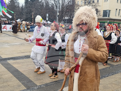Перник - фестивал „Сурва“ - маскарадни дефилета