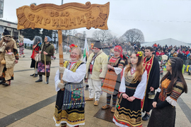 Перник - фестивал „Сурва“ - маскарадни дефилета