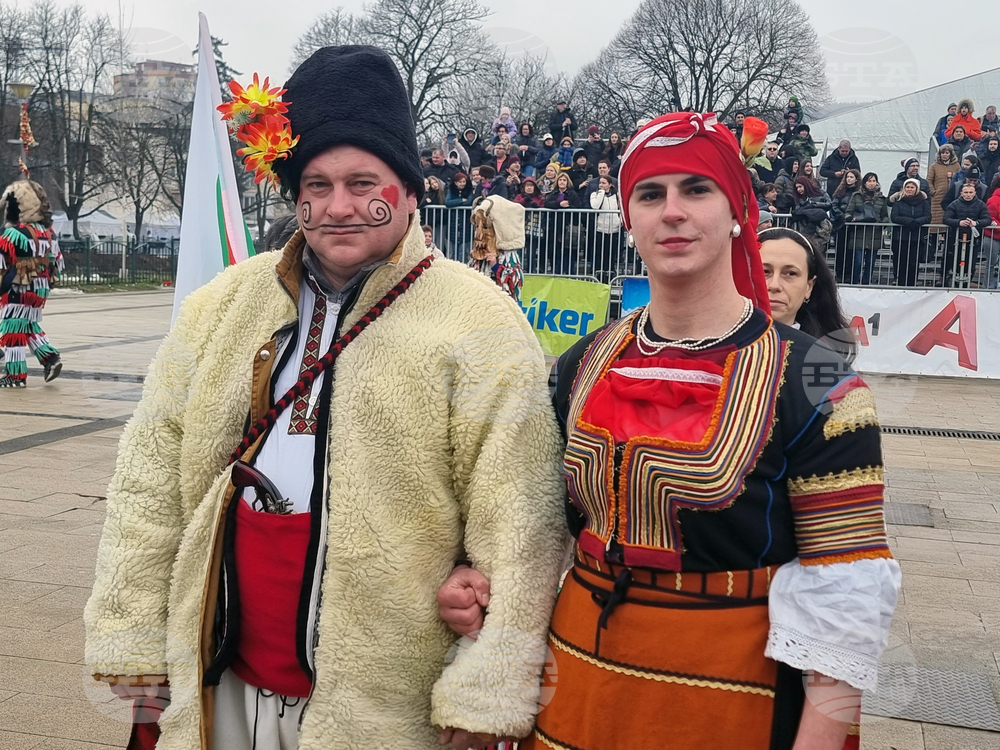 Перник - фестивал „Сурва“ - маскарадни дефилета