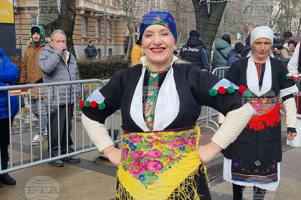 Перник - фестивал „Сурва“ - маскарадни дефилета