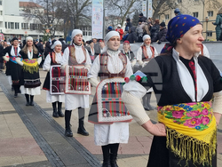 Перник - фестивал „Сурва“ - маскарадни дефилета