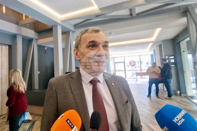 Липсата на инфраструктура ограничава развитието на Пампорово като целогодишен курорт, отчете д-р Десислав Тасков