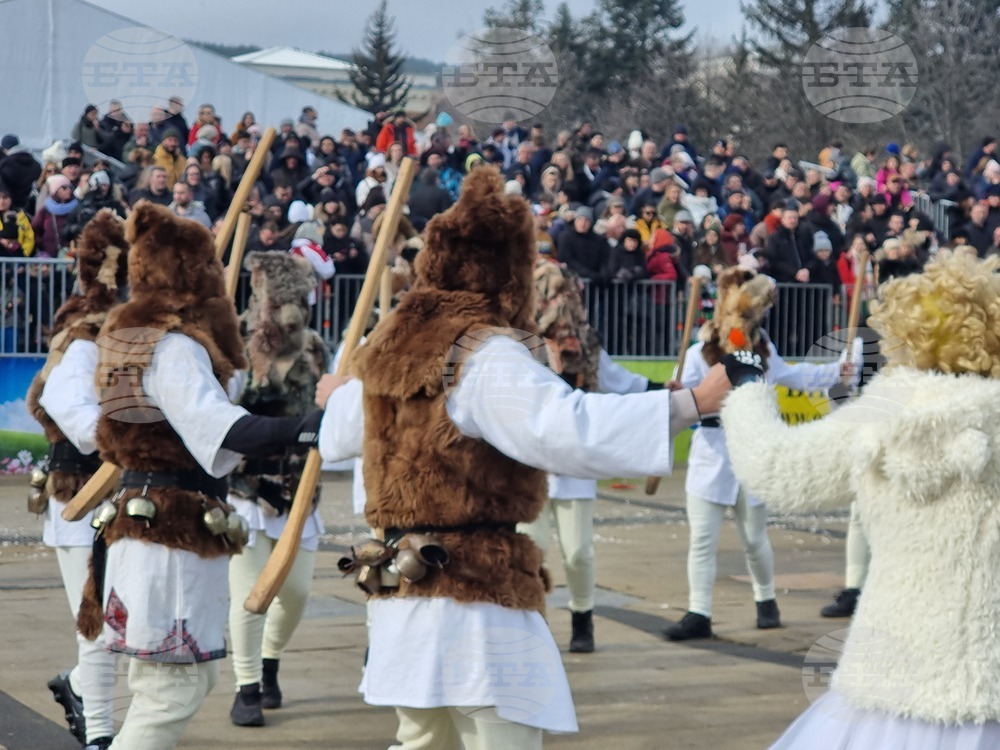 Перник - фестивал „Сурва“ - маскарадни дефилета
