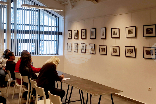 Студентите от първия магистърски курс по фотография във филиала на НХА в Бургас представиха дипломните си проекти пред публика