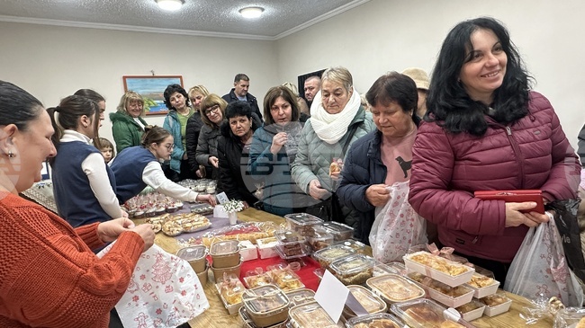 В хасковското село Мандра беше организиран кулинарен базар за събиране на средства за ремонт на местната църква