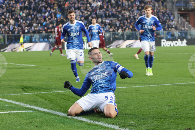 Комо разгроми Торино и излезе на пета позиция в класирането на Серия А