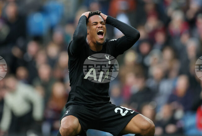 Френският футболист на Тотнъм Уилсън Одоберт е получил разкъсване на предната кръстна връзка