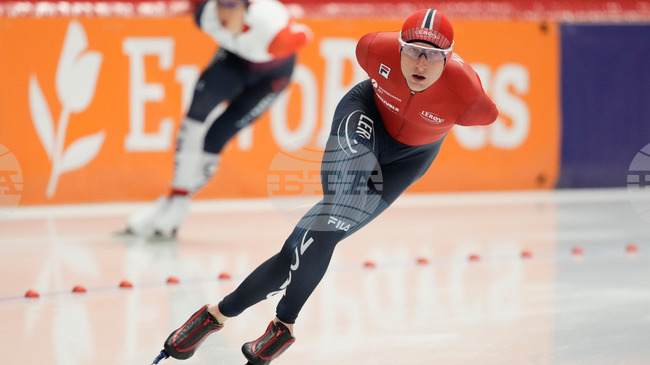 Норвежец постави нов световен рекорд на 5000 метра бързо пързаляне с кънки