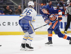 Sabres Islanders Hockey