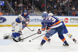 Sabres Islanders Hockey