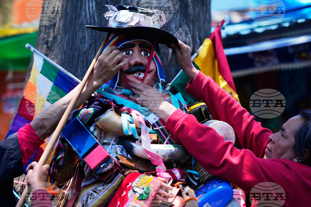 Bolivia Alasita Fair