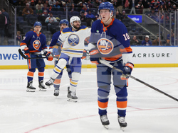 Sabres Islanders Hockey